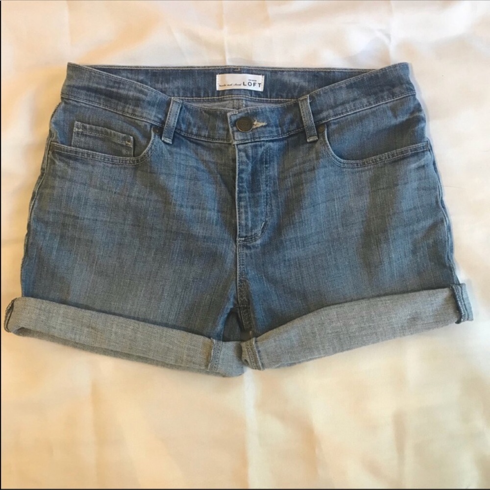 Ann Taylor LOFT EUC 27/4 Shorts with Zipper